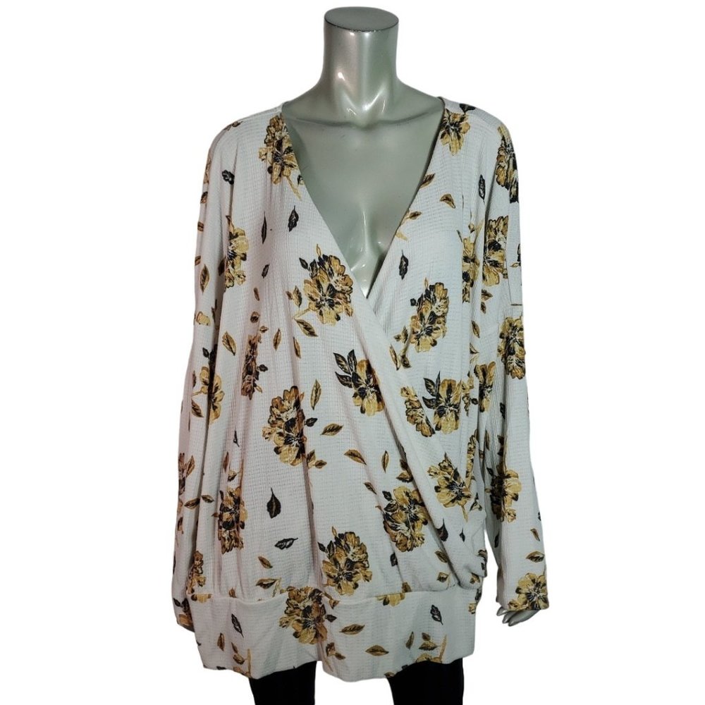 Maurices Top Plus‎ Size 3X Faux Wrap Stretch Long Sleeve Floral Pullover Multi